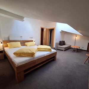 Vierbettzimmer